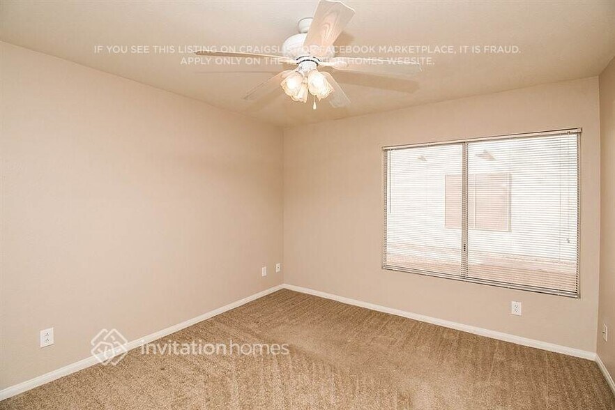 Building Photo - 4420 Lilac Glen Dr