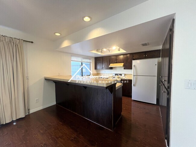 Building Photo - Wonderful 2bd/2ba Citrus Heights Condo with 2 Car Garage!