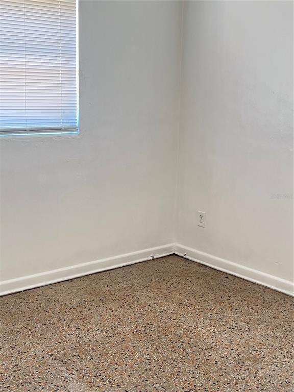 Building Photo - 4306 Silver Star Rd