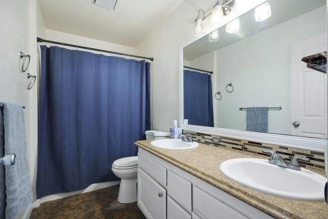 Building Photo - Beautiful Home w/ Panoramic Views!!  (Lake California)