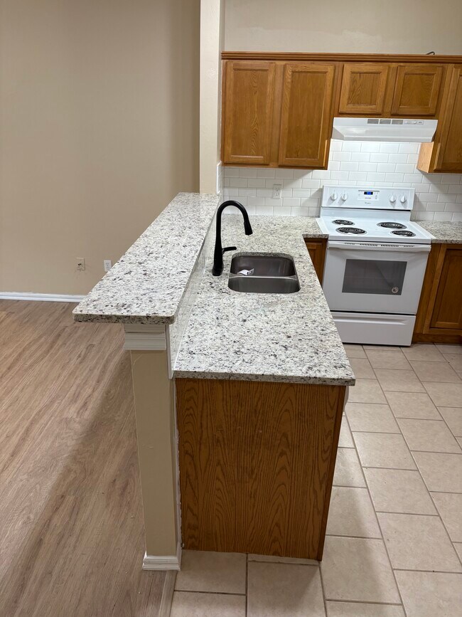 Kitchen - 9710 SW 17th St
