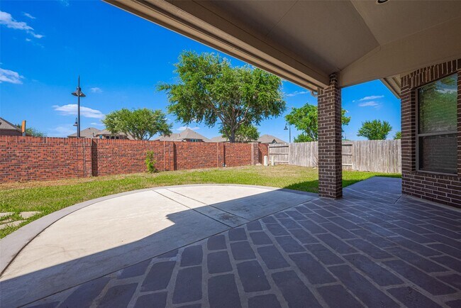 Building Photo - 27414 Wooded Canyon Dr