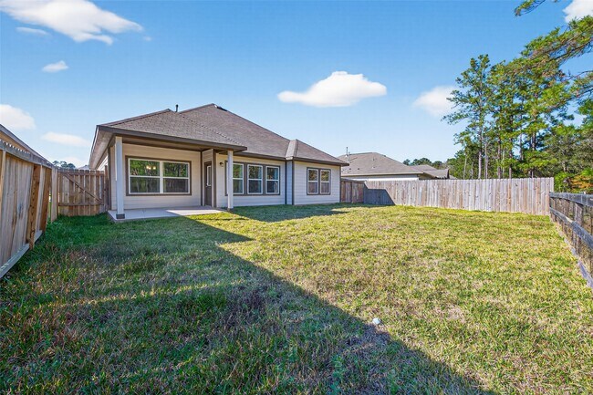 Building Photo - 2320 Cedar Pl Dr