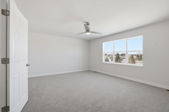 Building Photo - 330 Cattail Ct