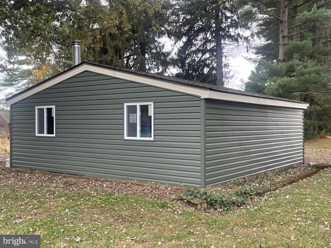 Building Photo - 313 Windsor Ct