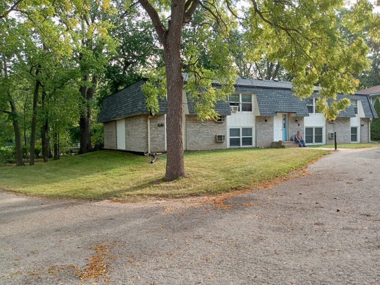 Building Photo - 4766 Wolverton Ln