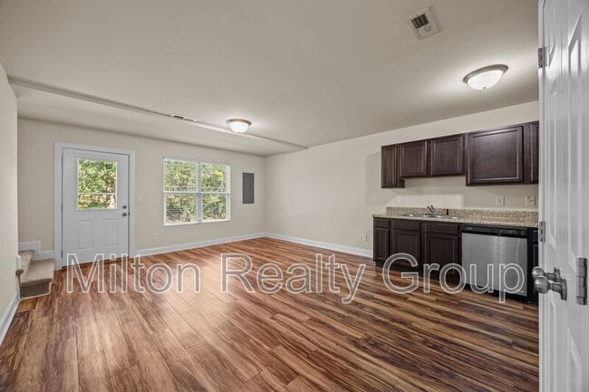 Building Photo - 22 River Stancil Dr