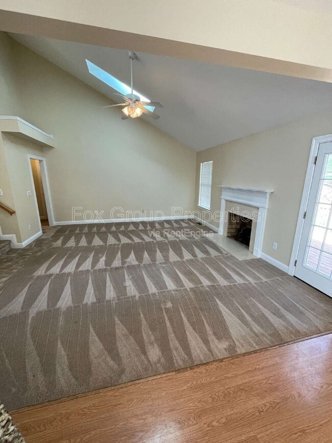 Building Photo - 20329 Berry Cir