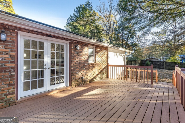 Building Photo - 920 Vfw Dr