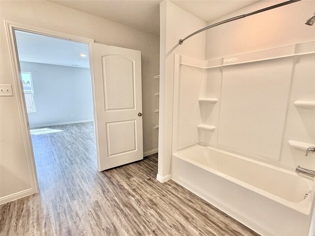 Building Photo - 1395 Rd 5102