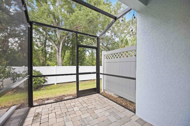 Building Photo - 3040 Via Sienna Cir