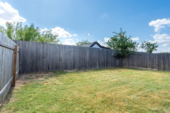 Building Photo - 12402 Zenyatta Dr