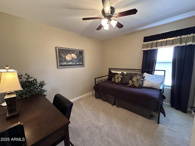 Building Photo - 14016 N Cameo Dr