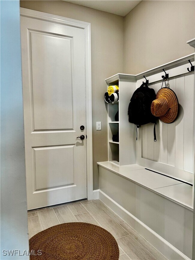 Building Photo - 5722 Legendary Ln