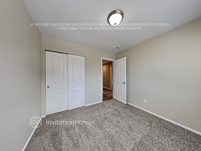 Building Photo - 19917 18th Ave Ct E
