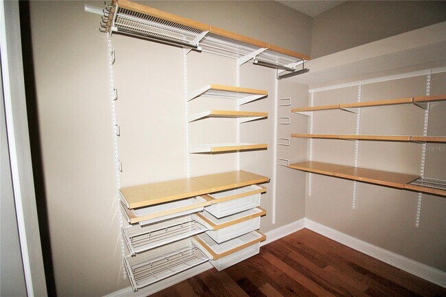 Building Photo - 7909 Laureate Blvd