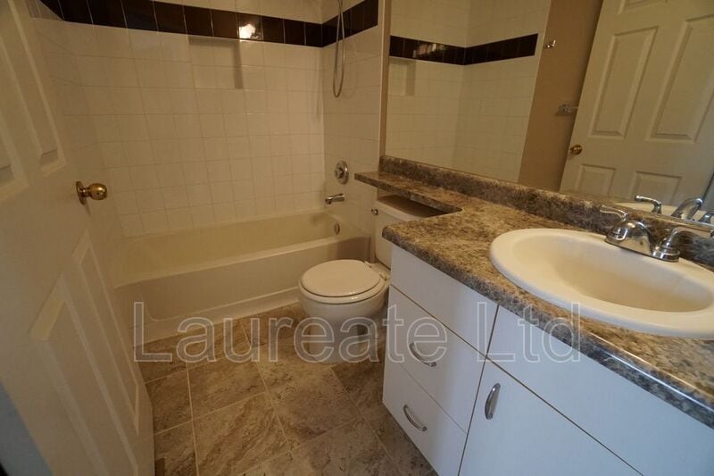 Building Photo - 6510 Silver Mesa Dr