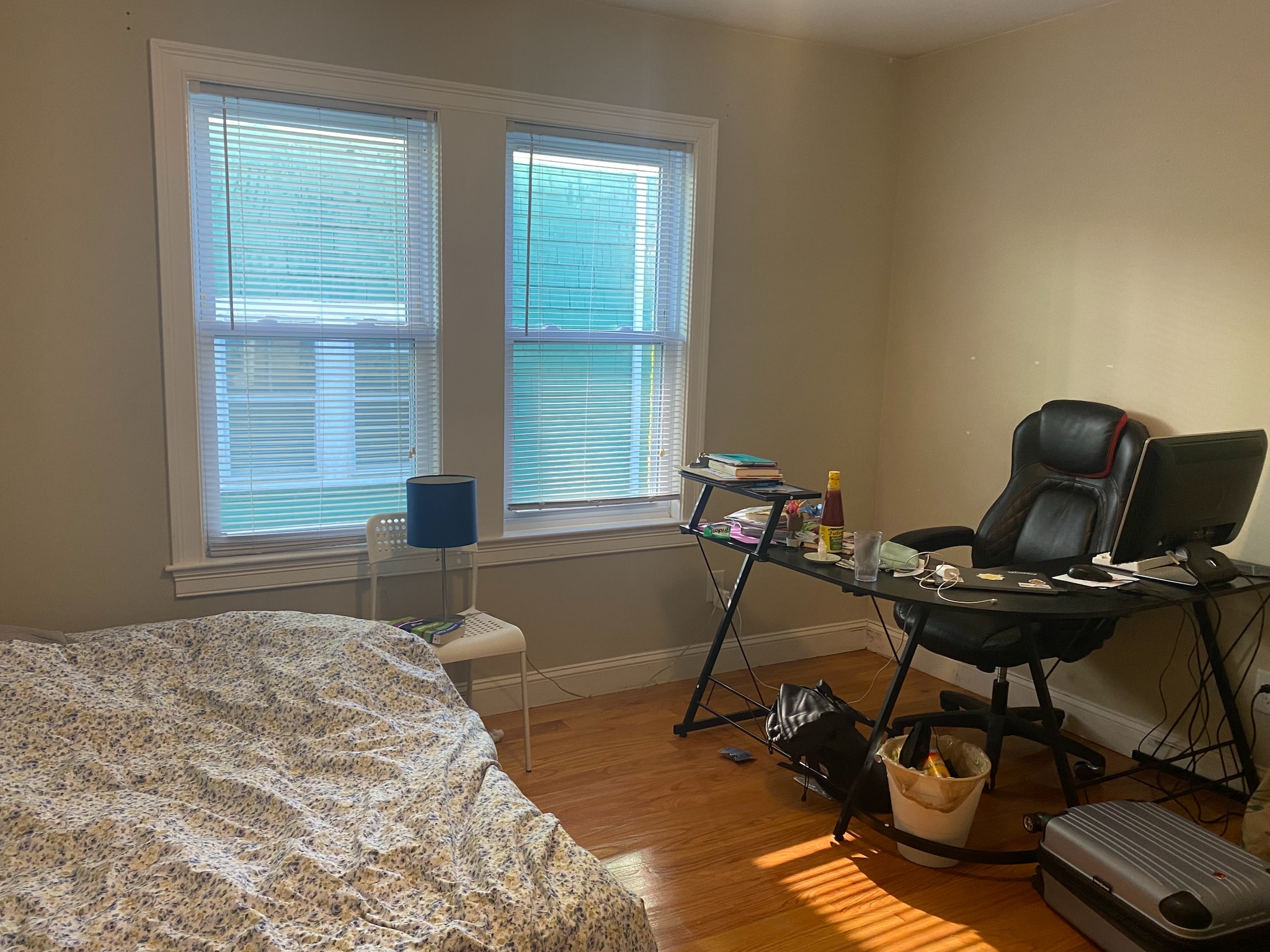 Building Photo - 27 Fairfax St