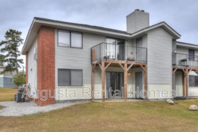 Building Photo - 2816 Thomas Ln