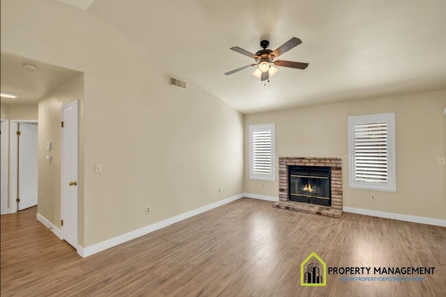 Building Photo - Beautifully Remodeled 3-Bedroom Home for Rent