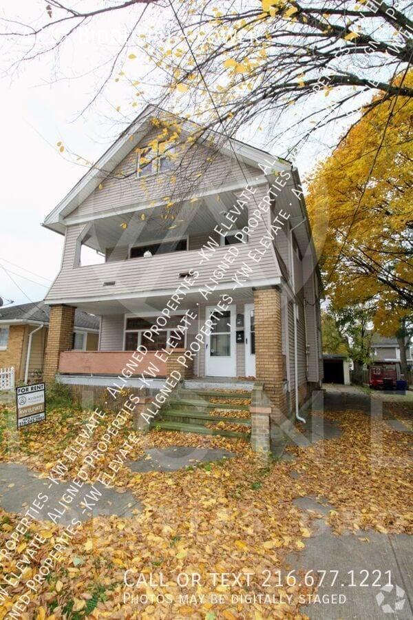 Building Photo - 4213 Biddulph-Lower