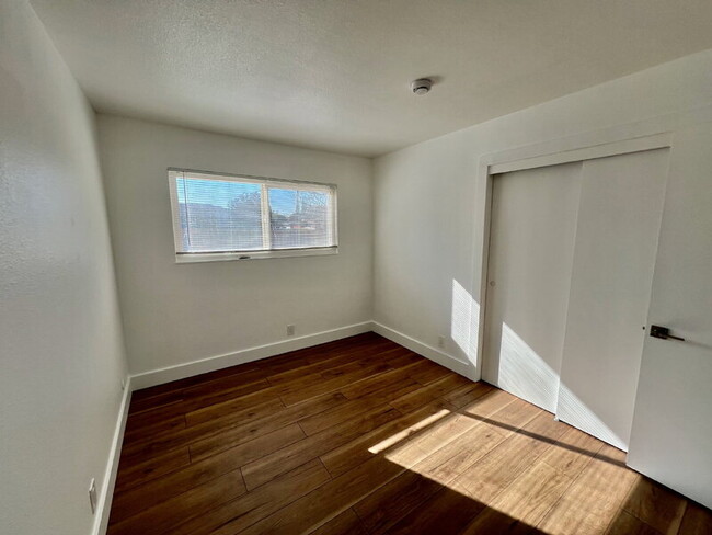 Building Photo - 2459 Gulf Dr