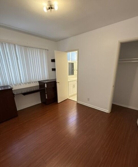 Building Photo - 1481 Benedict Canyon Dr