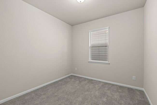 Building Photo - 10419 Astor Pt Trl