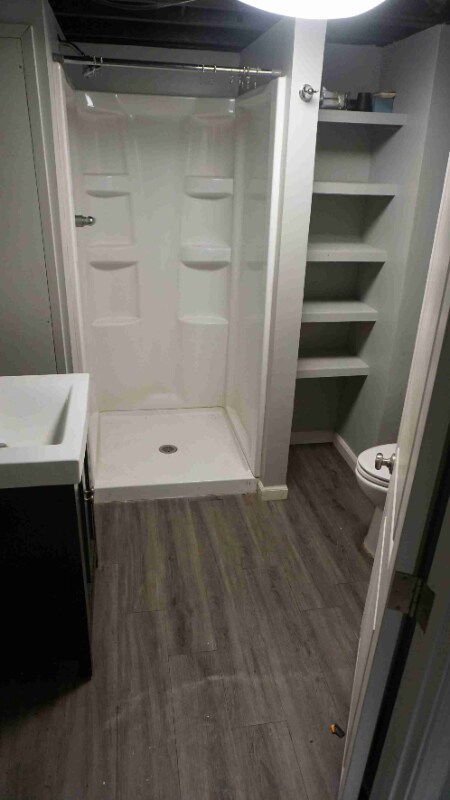 Building Photo - 15430 Norborne Ave