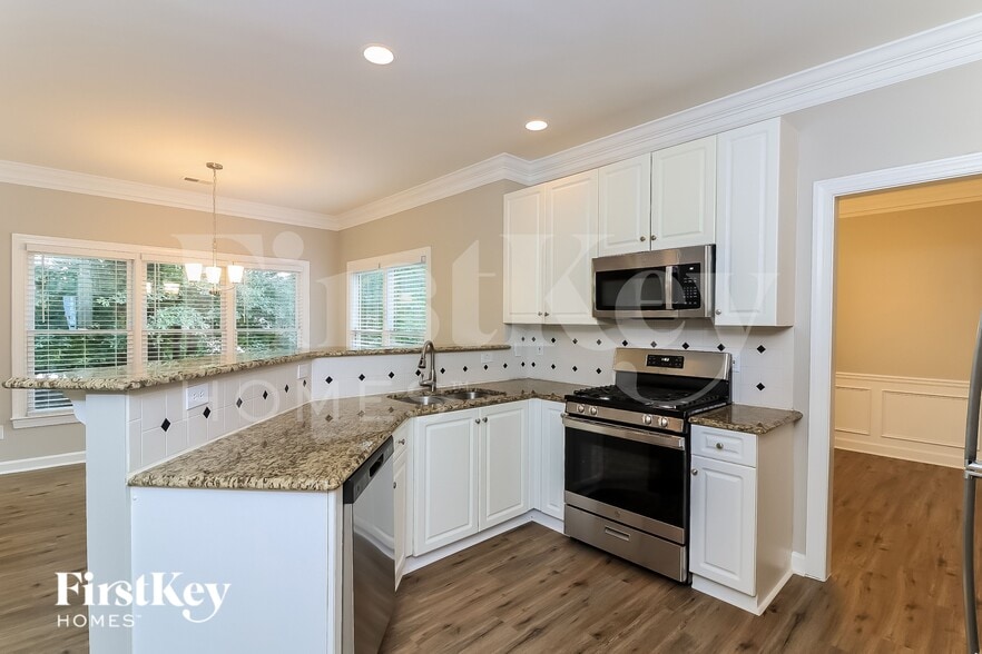 Building Photo - 5022 Kendall Station NW