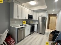 Building Photo - 476 Commonwealth Ave