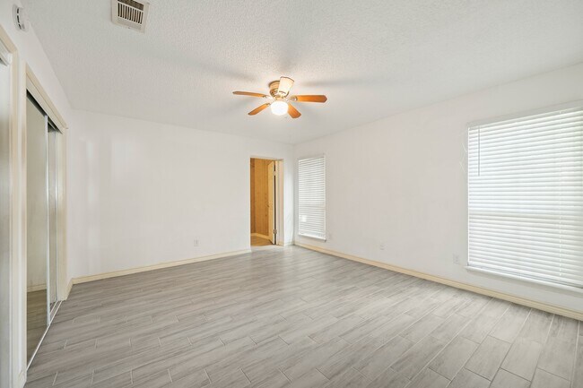 Building Photo - 1823 Mandrill Ln
