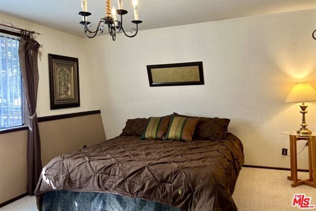 Building Photo - 42534 La Placida Ave