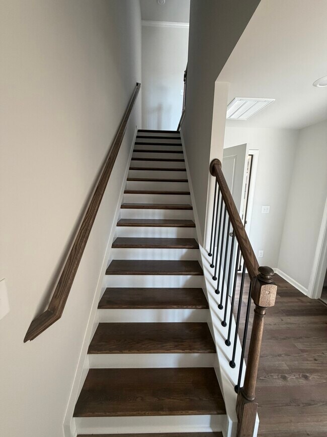 Building Photo - Carolina Springs 2