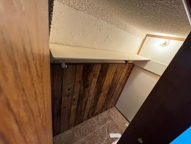Building Photo - Lovely home in the Villas Community - Age Restricted Community 55+