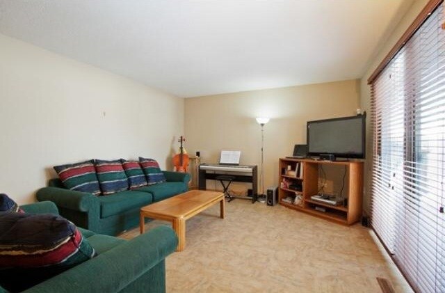 Building Photo - 7688 Dunmore Rd