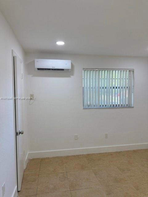 Building Photo - 4450 SW 67th Ave