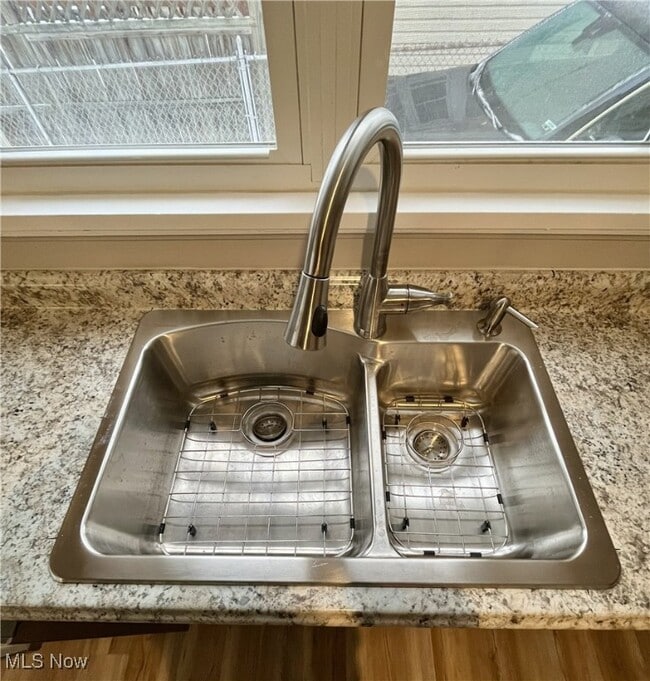 Building Photo - 2110 12th St SW