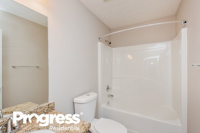 Building Photo - 95 Victoria Blvd