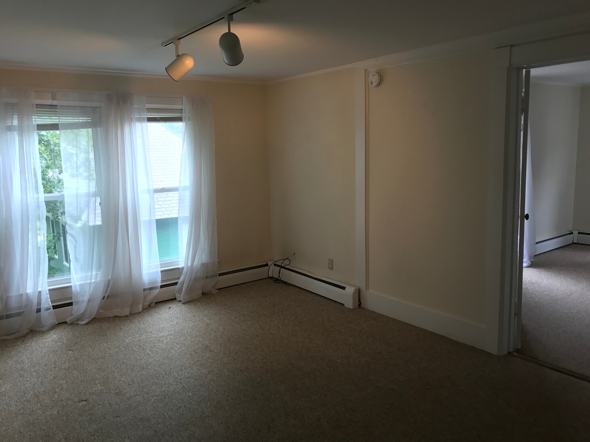 Building Photo - 51 Andover St
