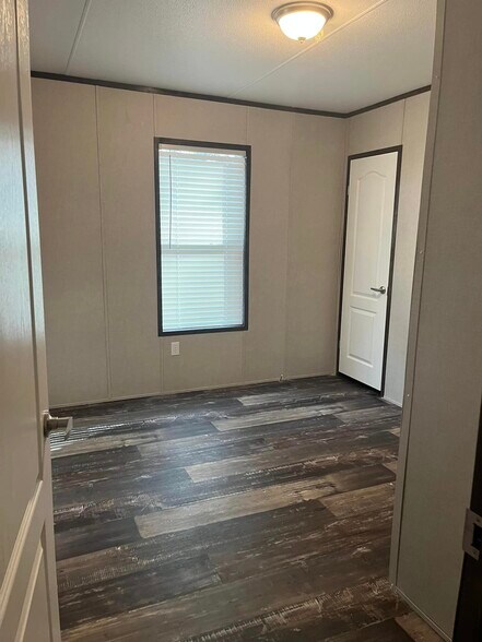 Building Photo - 117 Peggy St