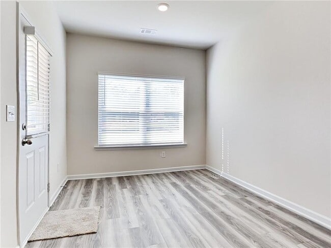 Building Photo - 1208 Fendt Dr