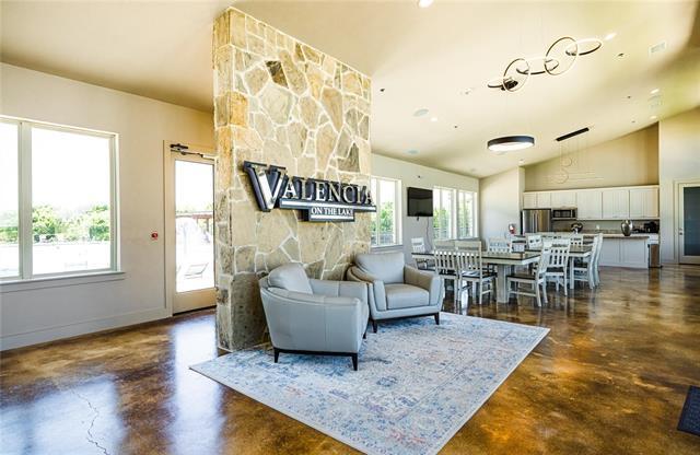 Building Photo - 2317 Miramar Dr