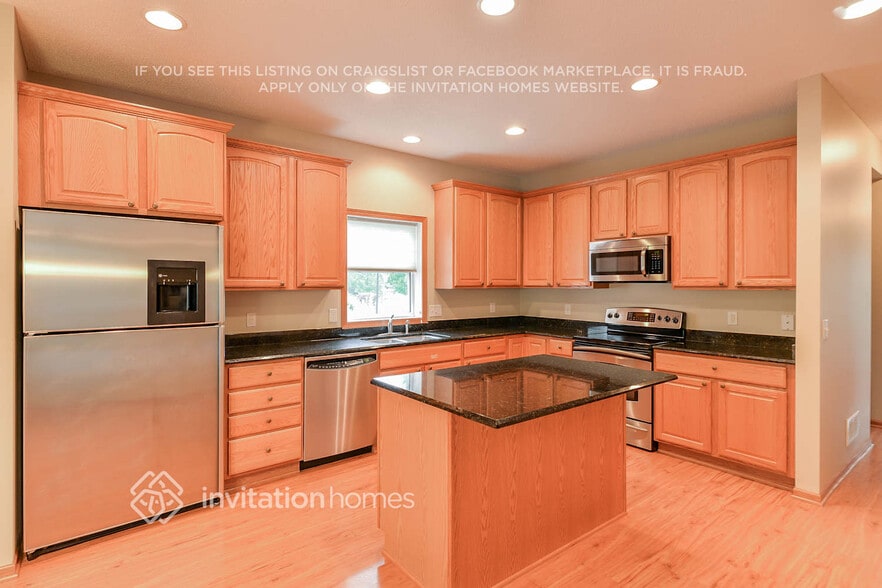 Building Photo - 1168 Macey Way