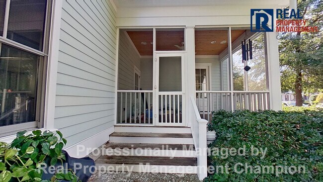 Building Photo - Exquisite Executive Home in Autumn Hall