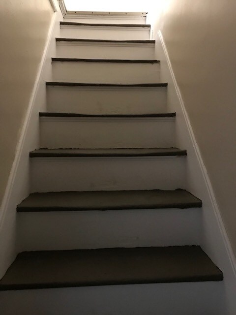 3rd Flr Stairwell - 13310 S Brandon Ave
