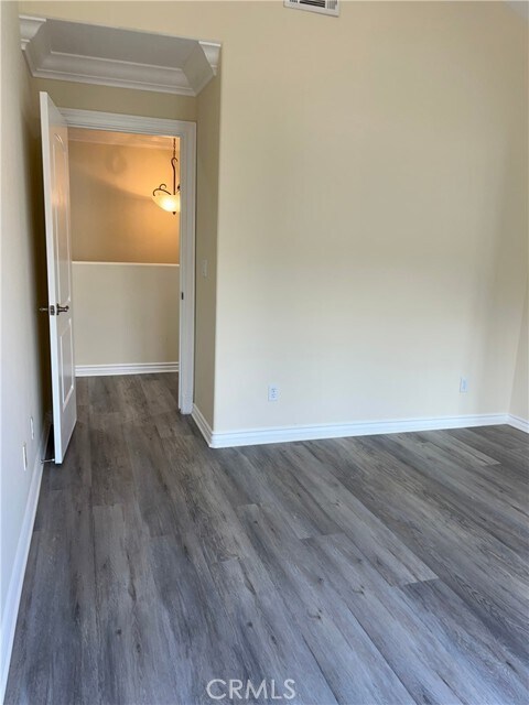 Building Photo - 13746 Cordary Ave