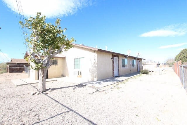 Building Photo - 16315 Juniper St