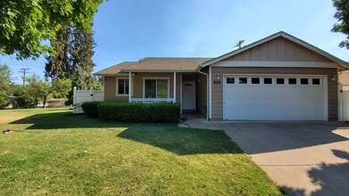 Building Photo - North Albany 3 Bedroom - Available in October