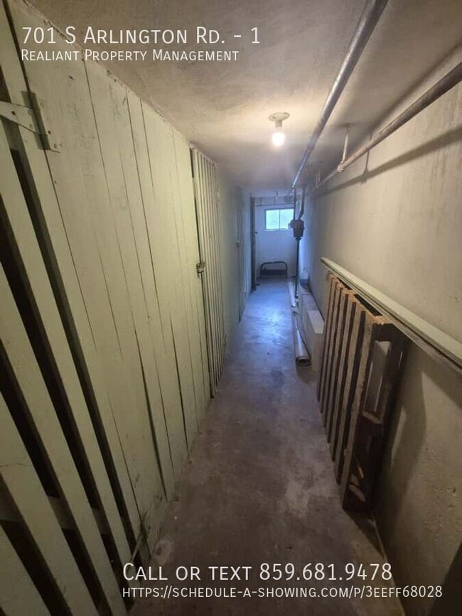 Building Photo - 701 S Arlington Rd